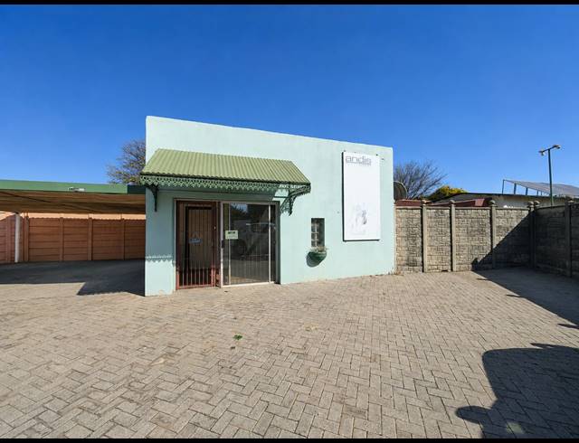 3 BEDROOM HOUSE FOR SALE IN VANDERBIJLPARK SE 1